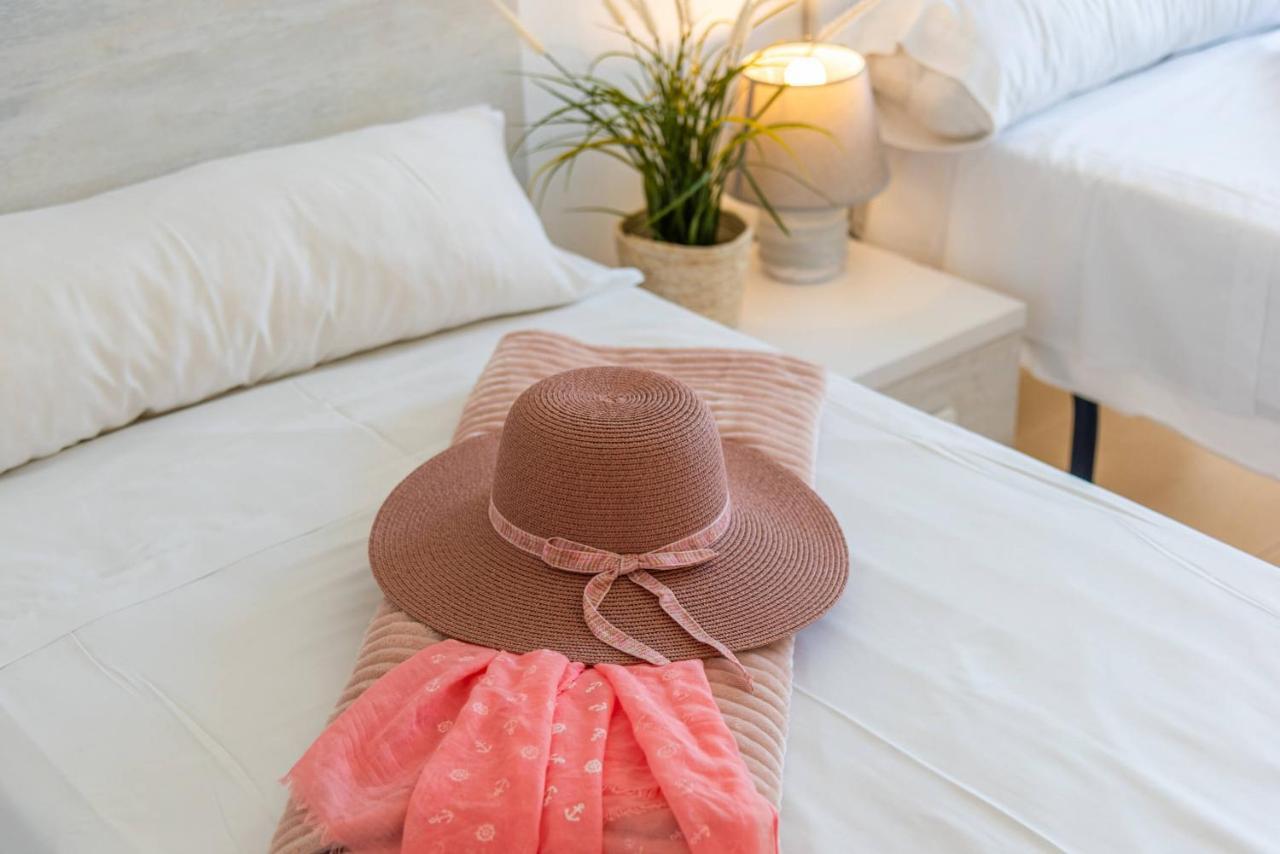 Apartment Happy - Plusholidays กัลเป ภายนอก รูปภาพ